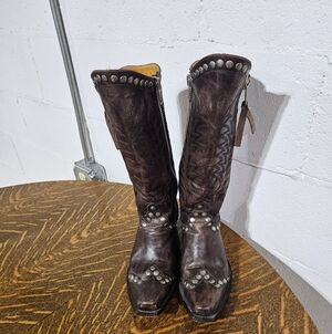 Old Gringo 8.5 Boots